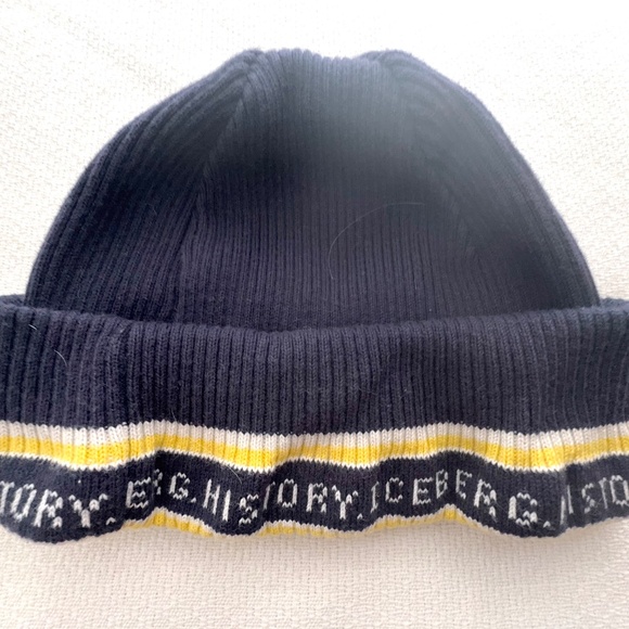 Iceberg History - "Speedy Gonzales" - beanie - Picture 2 of 4